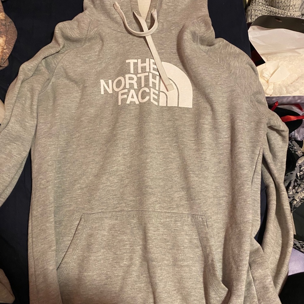 COPY - North Face sweatshirt